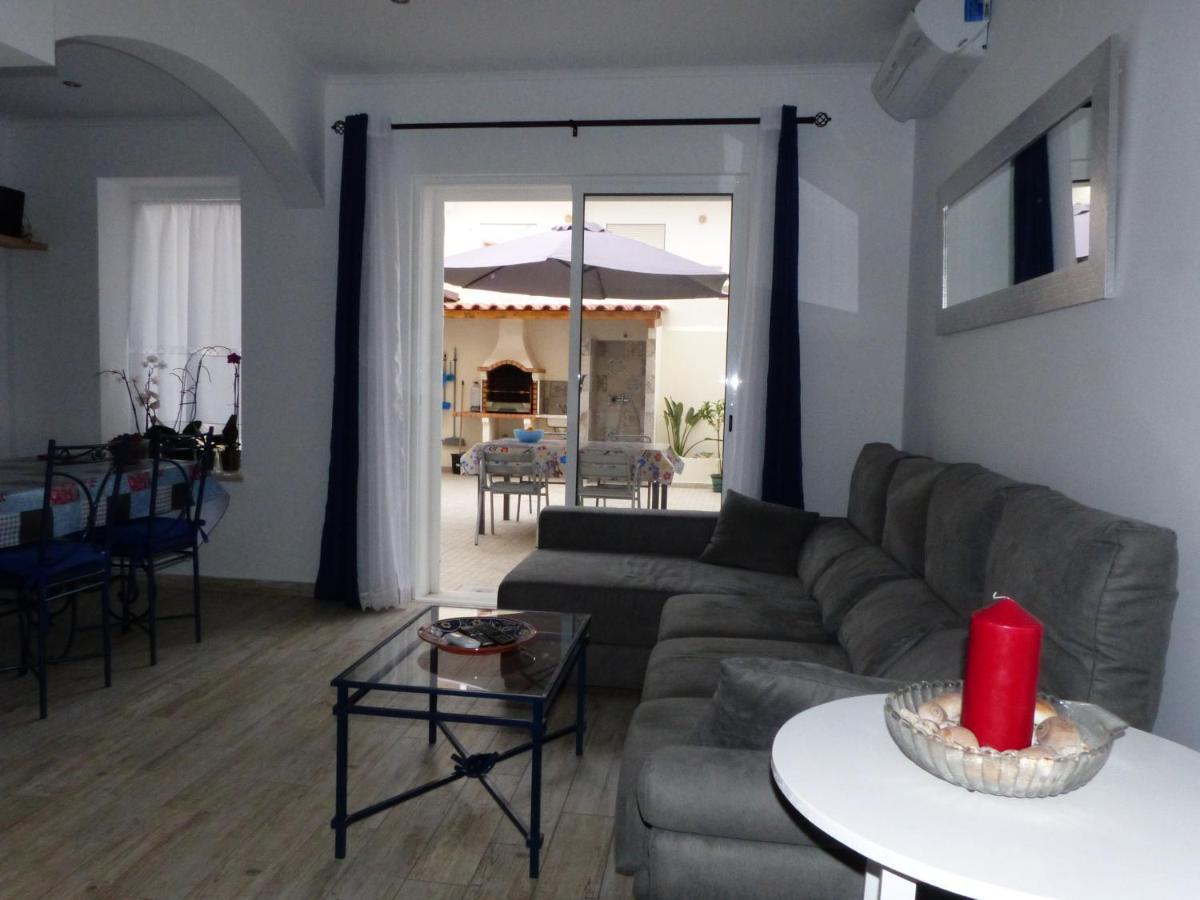 House Of Orchids With Patio Apartment วีลาเรอัลเดซานโตอันโตนิโอ ภายนอก รูปภาพ
